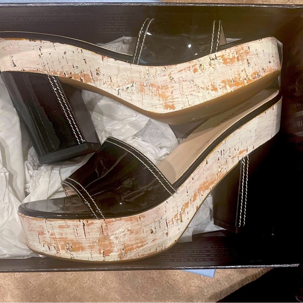 Size40Prada shoes!PattenLeather&cork heels
